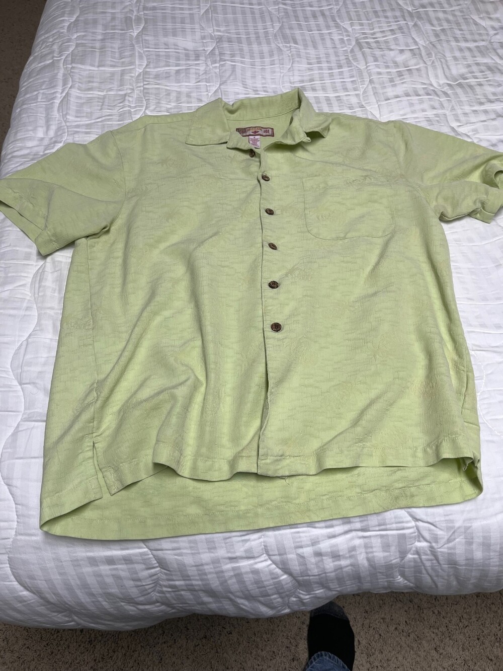Caribbean Joe men's short sleeve Hawaiian shirt size medium green